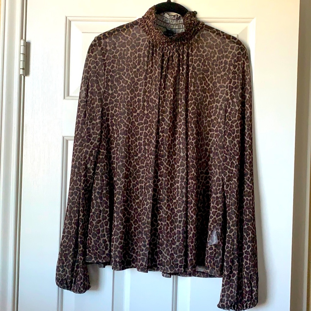 Animal print flowy blouse